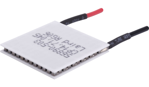 LairdThermalSystems社製ペルチェ素子(サーモエレクトリックモジュール)CP14-71-045